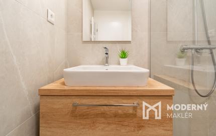 ZNÍŽENÁ CENA:Na predaj 2-izbový byt s loggiou na Miletičovej ulici v Bratislave