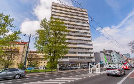 ZNÍŽENÁ CENA:Na predaj 2-izbový byt s loggiou na Miletičovej ulici v Bratislave