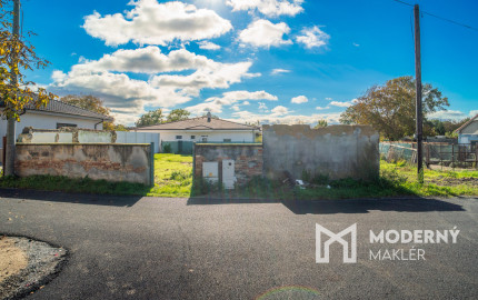 REZERVOVANÉ:Na predaj pozemok so stavebným povolením a projektom k rodinnému domu v obci Vysoká pri Morave