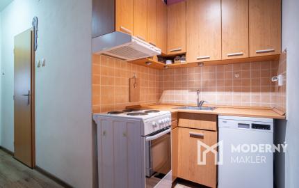 REZERVOVANÝ: Na predaj 1-izbový byt na Račianskej ulici s investičnou perspektívou