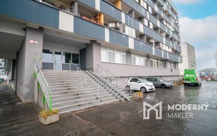 REZERVOVANÝ: Na predaj 1-izbový byt na Račianskej ulici s investičnou perspektívou