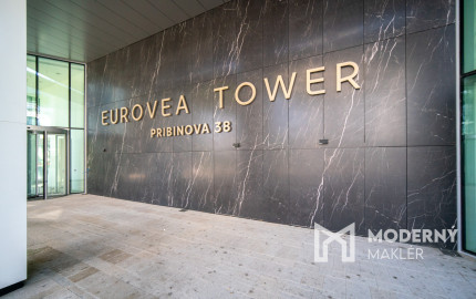 Na prenájom 2-izbový byt so šatníkom v Eurovea Tower – Bratislava