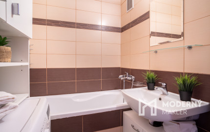 REZERVOVANÉ: Na predaj pekný 3-izbový byt s loggiou v Dúbravke