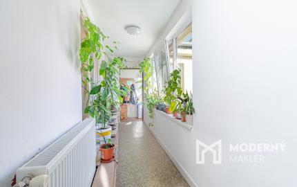 Na predaj rodinný dom s investičným potenciálom v Hrnčiarovciach nad Parnou