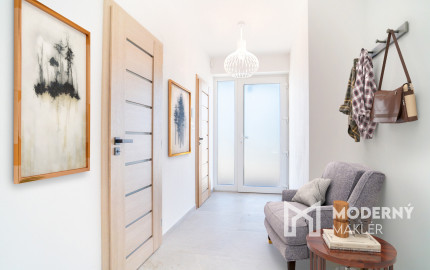 REZERVOVANÉ: Na predaj moderný a energeticky úsporný 3-izbový rodinný dom v Gajaroch