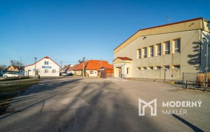 REZERVOVANÉ: Na predaj moderný a energeticky úsporný 3-izbový rodinný dom v Gajaroch