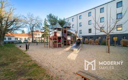 REZERVOVANÉ: Na predaj moderný a energeticky úsporný 3-izbový rodinný dom v Gajaroch