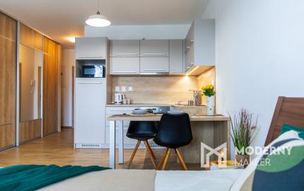 REZERVOVANÉ:Na predaj 1-izbový byt v centre Vrbového