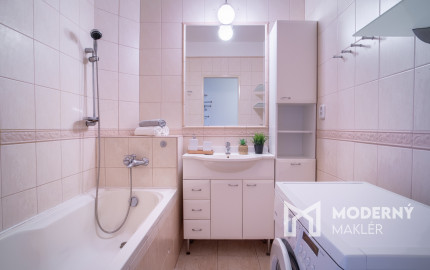 Na prenájom 3-izbový byt v Petržalke na Holičskej ulici