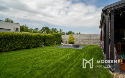 REZERVOVANÉ:Na predaj rodinný dom s terasou v Dunajskej Lužnej