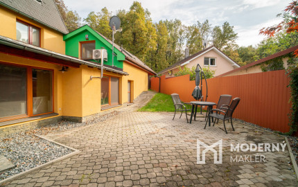 Na predaj príjemný rodinný dom priamo pod lesom v Záhorskej Bystrici