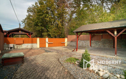 Na predaj príjemný rodinný dom priamo pod lesom v Záhorskej Bystrici