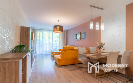 REZERVOVANÉ: Na predaj priestranný 3-izbový byt na Slávičej ulici v Senci