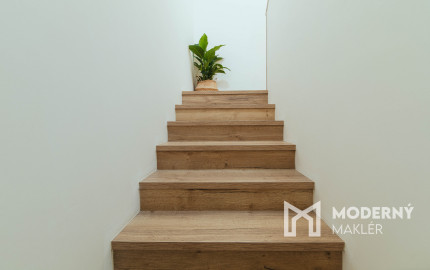 Na predaj 5-izbový kompletne zariadený rodinný dom v Skalke nad Váhom