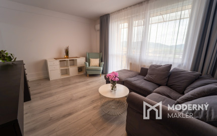 Na prenájom 2-izbový byt s balkónom v Trenčíne na Šafárikovej ulici