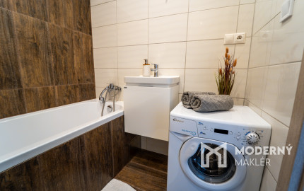 Na prenájom 2-izbový byt s balkónom v Trenčíne na Šafárikovej ulici