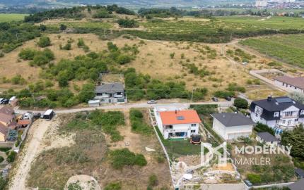 Na predaj pozemok vo viniciach v Pezinku - Grinava