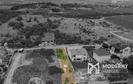 Na predaj pozemok vo viniciach v Pezinku - Grinava