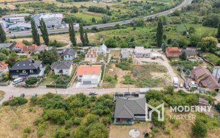 Na predaj pozemok vo viniciach v Pezinku - Grinava