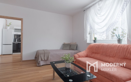 REZERVOVANÉ: Na predaj 1-izbový byt s parkovacím miestom v Poprade