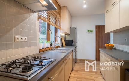 Na predaj priestranný rodinný dom v Oľdzi