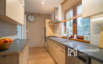 Na predaj priestranný rodinný dom v Oľdzi