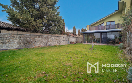 Na predaj priestranný rodinný dom v Oľdzi