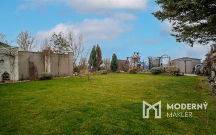 Na predaj priestranný rodinný dom v Oľdzi