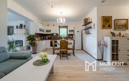 Na predaj priestranný 4-izbový rodinný dom v obci Vieska