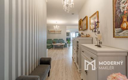 Na predaj priestranný 4-izbový rodinný dom v obci Vieska