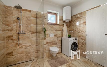 Na predaj priestranný 4-izbový rodinný dom v obci Vieska