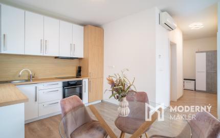 REZERVOVANÉ: Na predaj moderný 2-izbový byt v Kostolišti