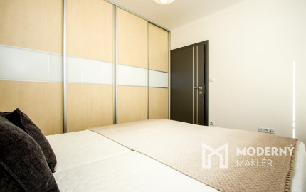 Na prenájom 2-izbový byt s veľkým slnečným balkónom v Hviezdoslavove