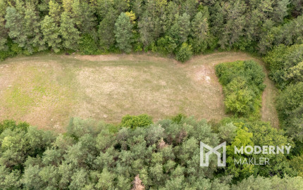 Na predaj investičný pozemok v obci Modrová