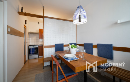 Na predaj štýlový 3-izbový byt v centre Starej Turej