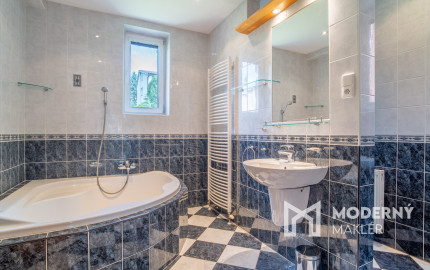 Na prenájom 5-izbový rodinný dom s udržiavanou záhradou v bratislavskej časti Kramáre