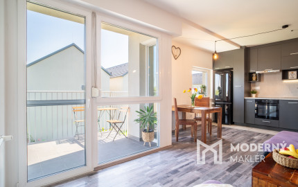 REZERVOVANÉ: Na predaj 3-izbový byt s parkovacím státím v Rajke