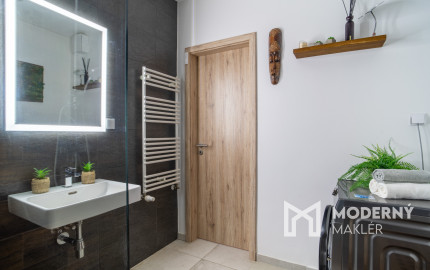 REZERVOVANÉ: Na predaj 3-izbový byt s parkovacím státím v Rajke