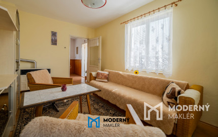 REZERVOVANÉ: Na predaj kompletne zariadený rodinný dom v obci Omšenie