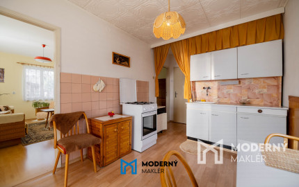 REZERVOVANÉ: Na predaj kompletne zariadený rodinný dom v obci Omšenie