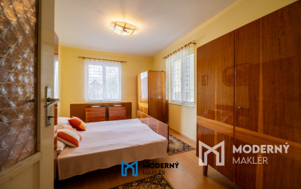 REZERVOVANÉ: Na predaj kompletne zariadený rodinný dom v obci Omšenie