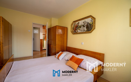 REZERVOVANÉ: Na predaj kompletne zariadený rodinný dom v obci Omšenie