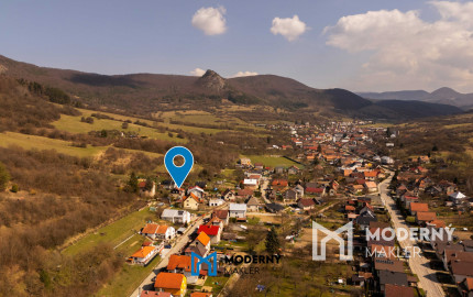 REZERVOVANÉ: Na predaj kompletne zariadený rodinný dom v obci Omšenie