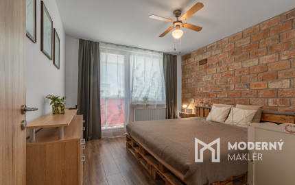 Na predaj kompletne zariadený 3,5-izbový byt v Dolnej Strede