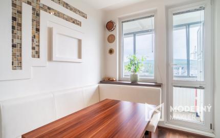 Na predaj slnečný 3-izbový byt s priestrannou loggiou v Bratislave