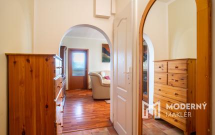 Na predaj slnečný 3-izbový byt s priestrannou loggiou v Bratislave