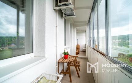 Na predaj slnečný 3-izbový byt s priestrannou loggiou v Bratislave
