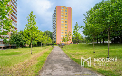 Na predaj slnečný 3-izbový byt s priestrannou loggiou v Bratislave