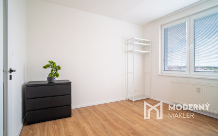Na prenájom pekný 3-izbový byt v centre mesta Malacky