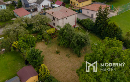 Na predaj investičná nehnuteľnosť s veľkým pozemkom v Považskom Chlmci